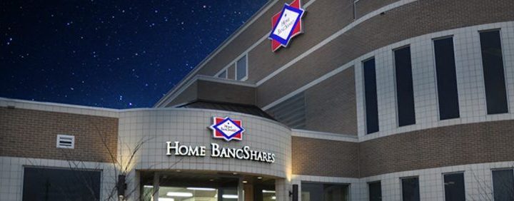 Randy Sims, Präsident und CEO von Home BancShares, übernimmt den Titel des stellvertretenden Vorsitzenden